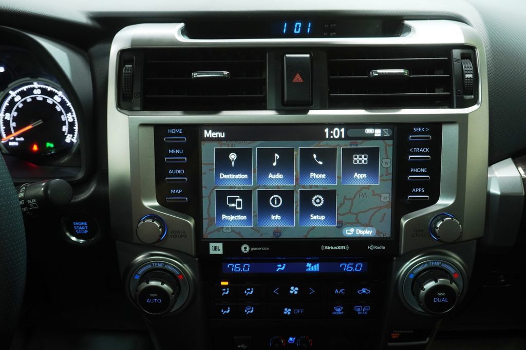 Used 2022 Toyota 4Runner Limited AWD/4WD image 17