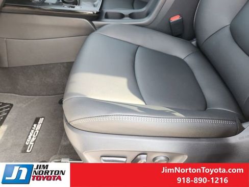 New 2026 Toyota Corolla Cross XLE image 19