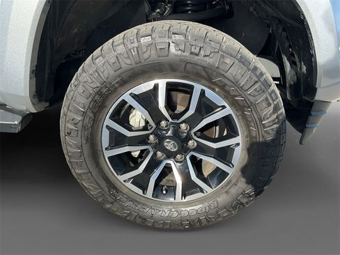 Used 2022 Toyota Tacoma TRD Sport w/ TRD Premium Sport Package image 14