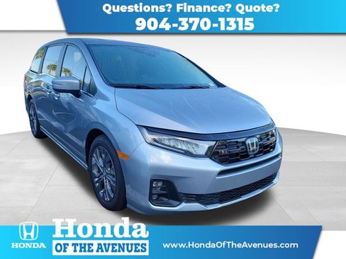 Used 2026 Honda Odyssey Touring image 1