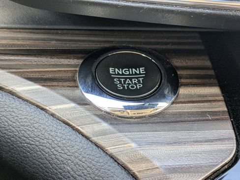 Used 2023 Ford Explorer Limited w/ Limited Technology Package image 27