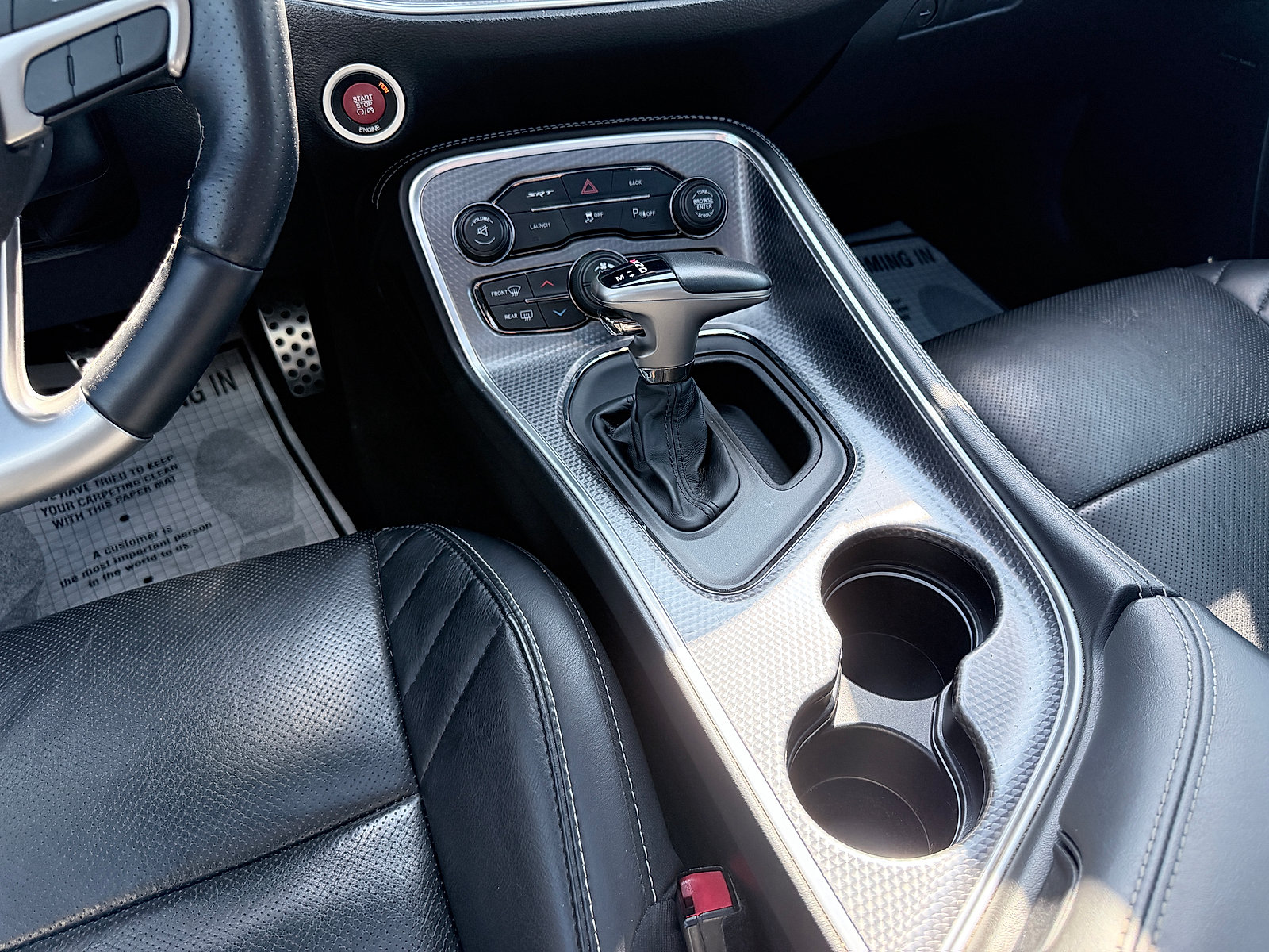 Used 2016 Dodge Challenger SRT Hellcat RWD image 22