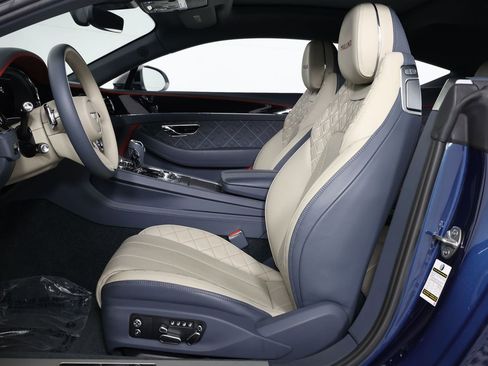 Used 2024 Bentley Continental GT Mulliner AWD/4WD image 2