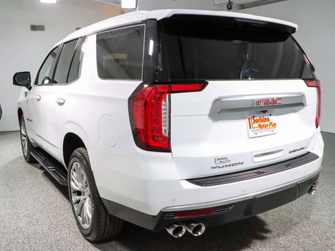 Used 2023 GMC Yukon Denali image 9