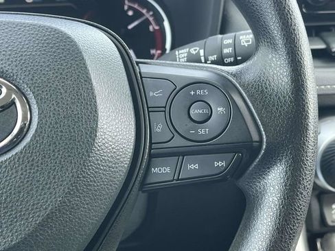 Used 2024 Toyota RAV4 XLE image 26
