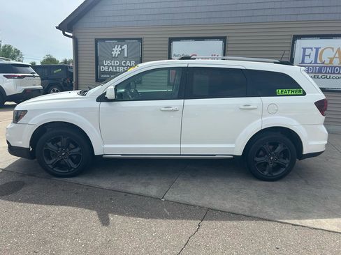 Used 2019 Dodge Journey Crossroad FWD image 8
