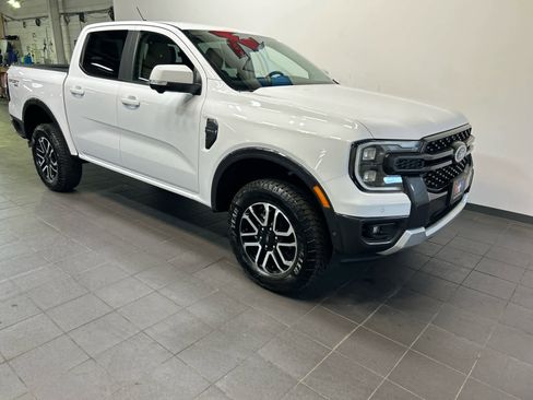 Used 2024 Ford Ranger Lariat AWD/4WD image 2