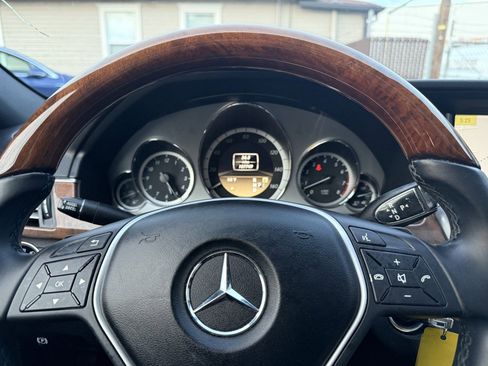 Used 2012 Mercedes-Benz E 350 4MATIC Sedan image 31