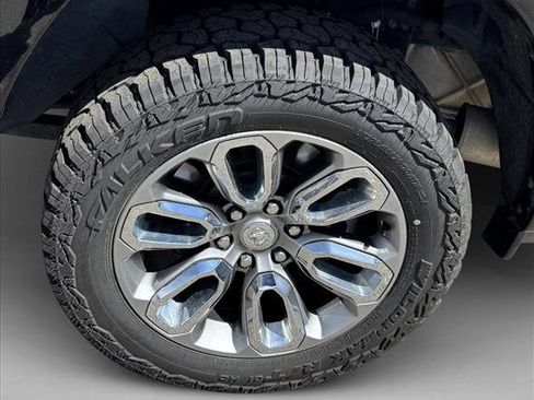 Used 2020 RAM 1500 Laramie w/ Sport Appearance Package AWD/4WD image 9