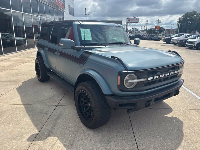 Used 2023 Ford Bronco Outer Banks AWD/4WD image 3