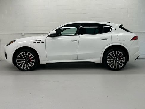 Used 2023 Maserati Grecale Modena AWD/4WD image 3