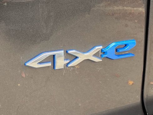 Used 2023 Jeep Wrangler Unlimited Sahara w/ Cold Weather Group image 4