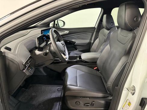 Used 2023 Volkswagen ID.4 Pro S Plus AWD/4WD image 9