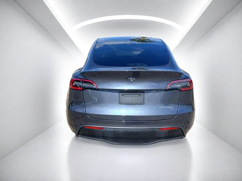Used 2020 Tesla Model Y Long Range AWD/4WD image 6