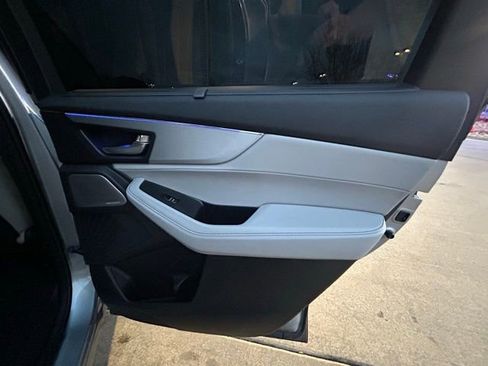 Used 2025 Acura MDX w/ Technology Package image 25