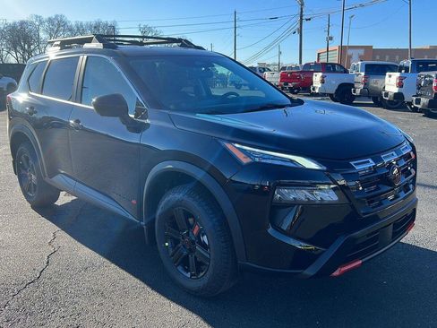New 2026 Nissan Rogue SV image 3