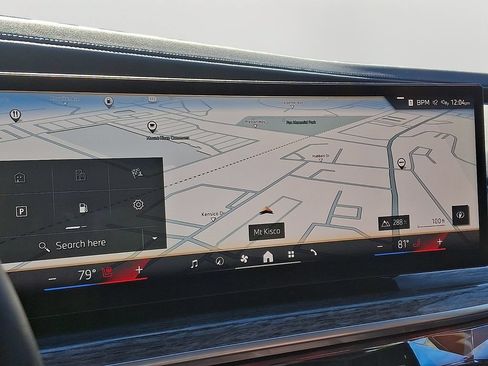 Certified 2025 BMW 760i xDrive w/ Executive Package AWD/4WD image 18