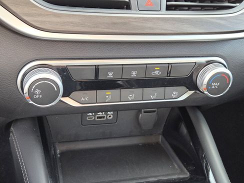 Used 2023 Nissan Altima 2.5 SV image 22