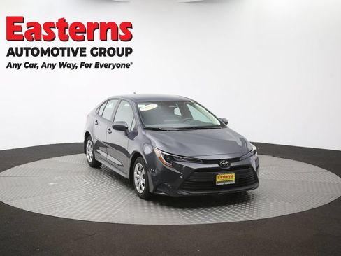 Used 2025 Toyota Corolla LE FWD image 49