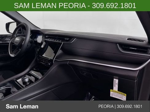 New 2026 Jeep Grand Cherokee L 4WD image 30