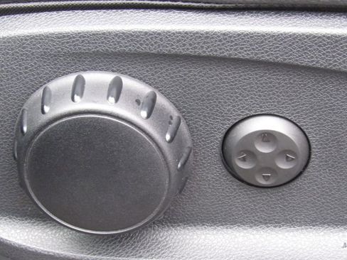 Used 2025 Mercedes-Benz Sprinter 2500 image 12