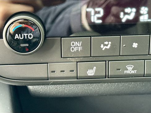 New 2026 Subaru Outback Premium AWD/4WD image 18