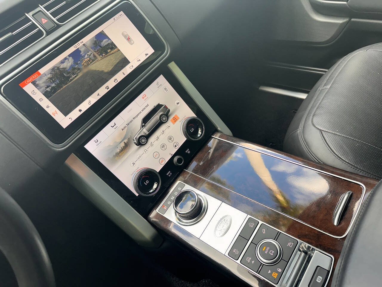 Used 2019 Land Rover Range Rover Long Wheelbase Supercharged AWD/4WD image 16
