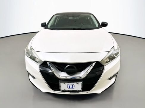 Used 2017 Nissan Maxima 3.5 S image 2