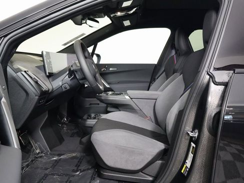 New 2026 BMW iX xDrive60 w/ M Sport Package image 5