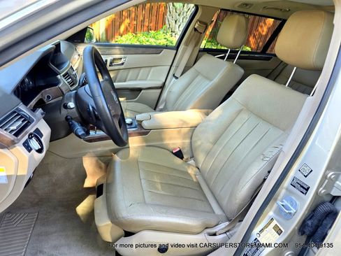 Used 2011 Mercedes-Benz E 350 4MATIC Wagon image 26