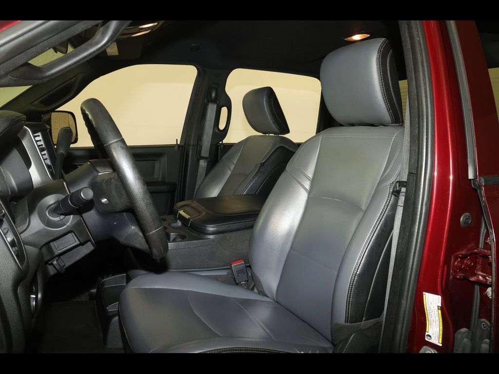 Used 2021 RAM 2500 Tradesman w/ Chrome Appearance Group AWD/4WD image 16