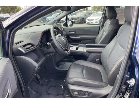 Used 2022 Toyota Sienna XSE image 10