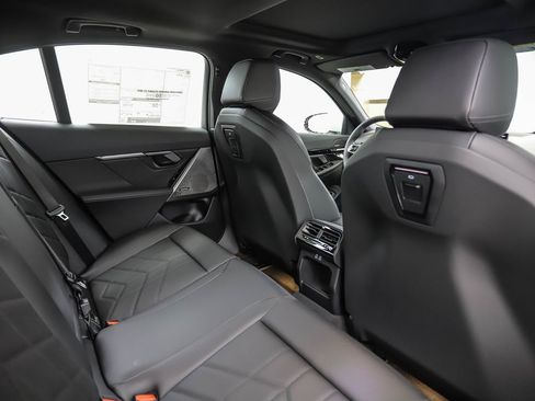 New 2026 BMW 530i xDrive w/ M Sport Package image 26