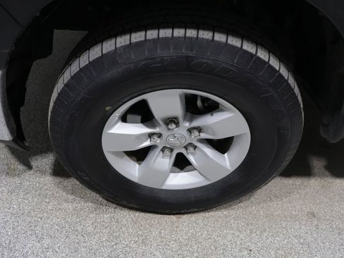 Used 2023 RAM 1500 Classic SLT AWD/4WD image 8