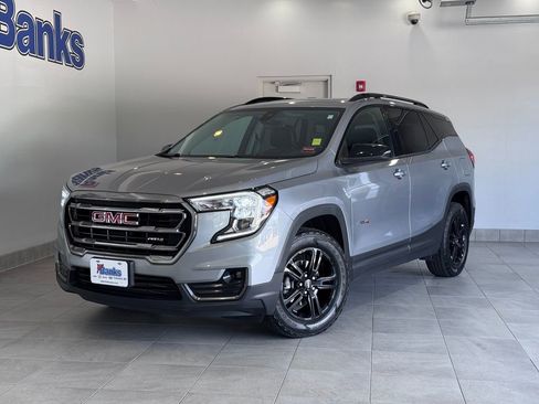 Certified 2024 GMC Terrain AT4 AWD/4WD image 2