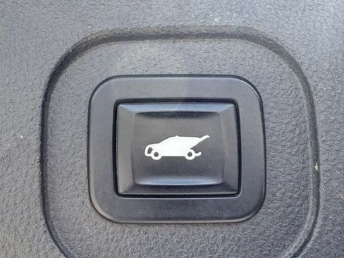 Used 2011 Chevrolet Equinox LT FWD image 19