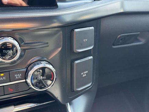 Used 2025 Ford F150 Raptor image 19