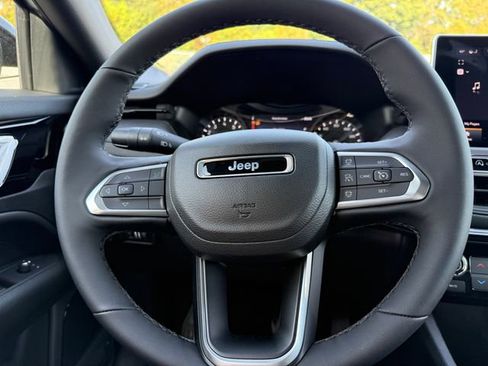 New 2026 Jeep Compass Limited AWD/4WD image 21