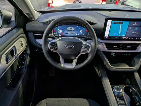 New 2026 Ford Explorer Active image 16