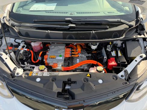 Used 2019 Chevrolet Bolt Premier w/ Infotainment Package image 49