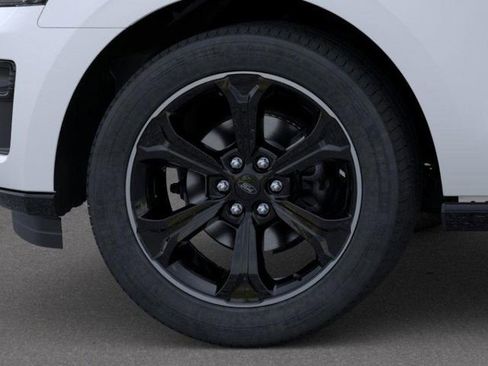 New 2024 Ford Expedition Limited image 19