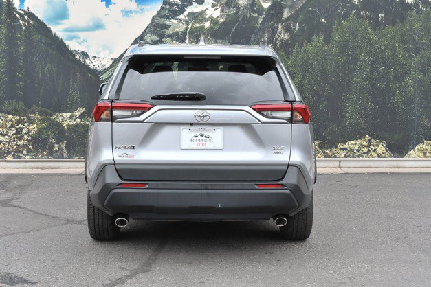 Used 2025 Toyota RAV4 XLE w/ Convenience Package AWD/4WD image 10