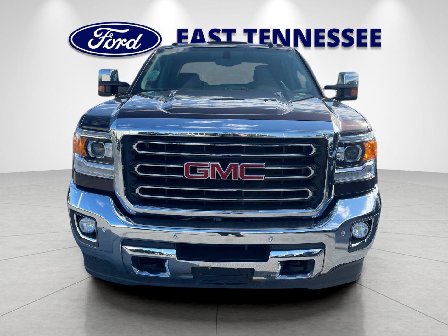 Used 2016 GMC Sierra 3500 SLT w/ Duramax Plus Package AWD/4WD image 9