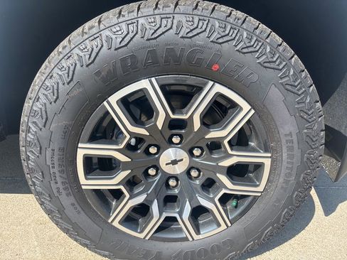 New 2026 Chevrolet Colorado Z71 AWD/4WD image 4