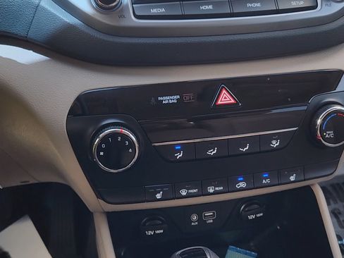 Used 2018 Hyundai Tucson SEL AWD/4WD image 18