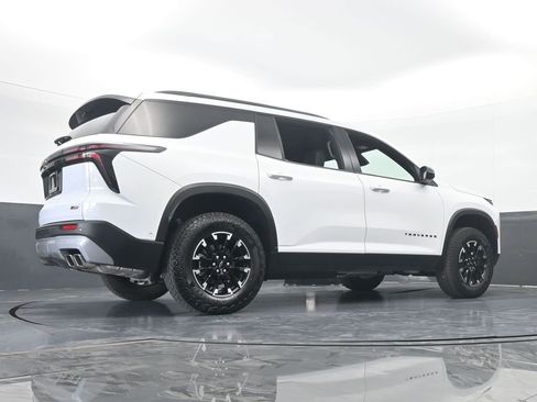 Used 2024 Chevrolet Traverse Z71 w/ Enhanced Driving Package image 75