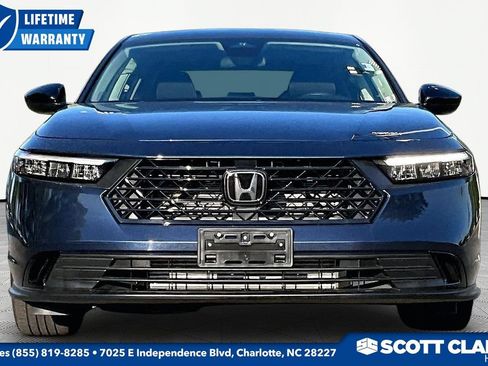 Used 2025 Honda Accord SE image 2