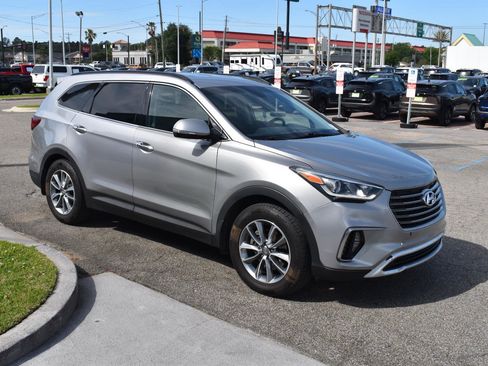 Used 2018 Hyundai Santa Fe SE w/ SE Premium Package 02 image 16