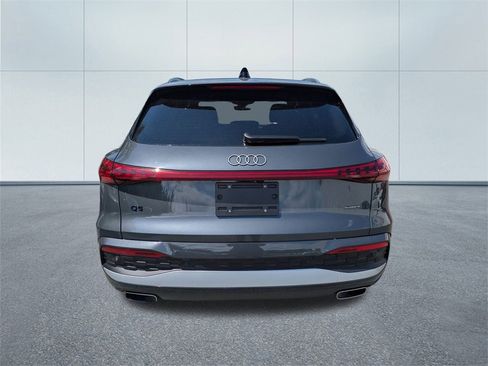 New 2025 Audi Q5 Premium w/ Convenience Package image 4