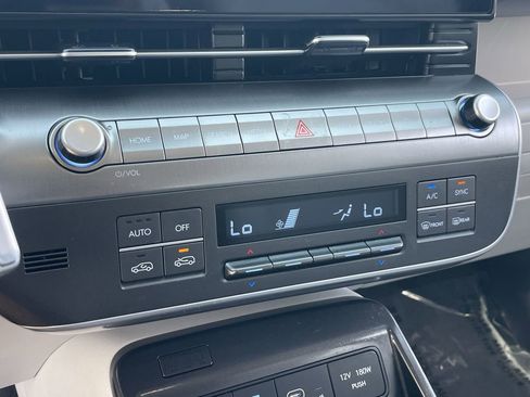 Certified 2025 Hyundai Kona SEL AWD/4WD image 26